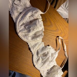 Lace Aerie underwire bra